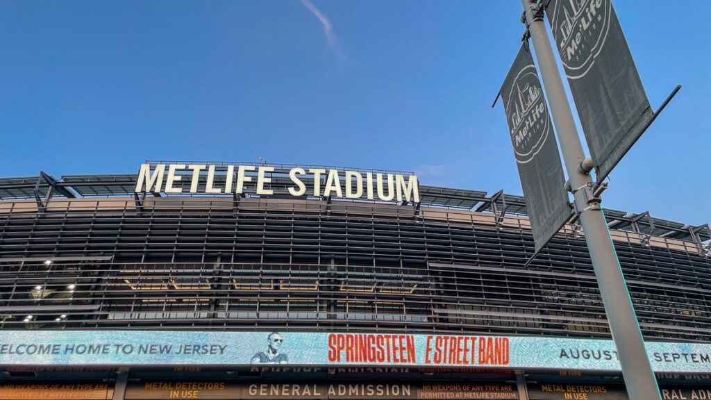 Vue extérieure du MetLife Stadium dans le New Jersey